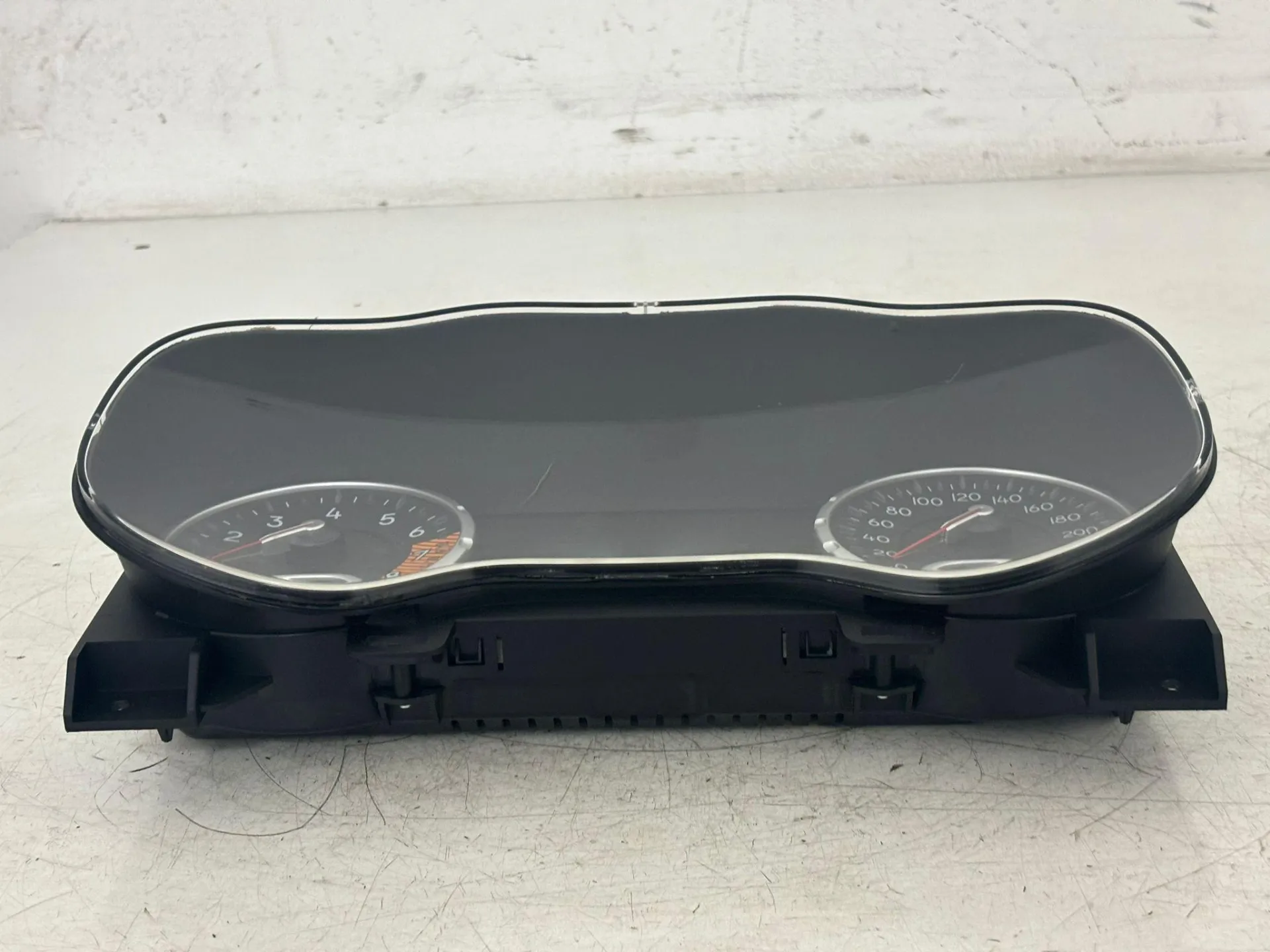 QUADRO STRUMENTI con codice 735743754 da JEEP Renegade Serie (18>)