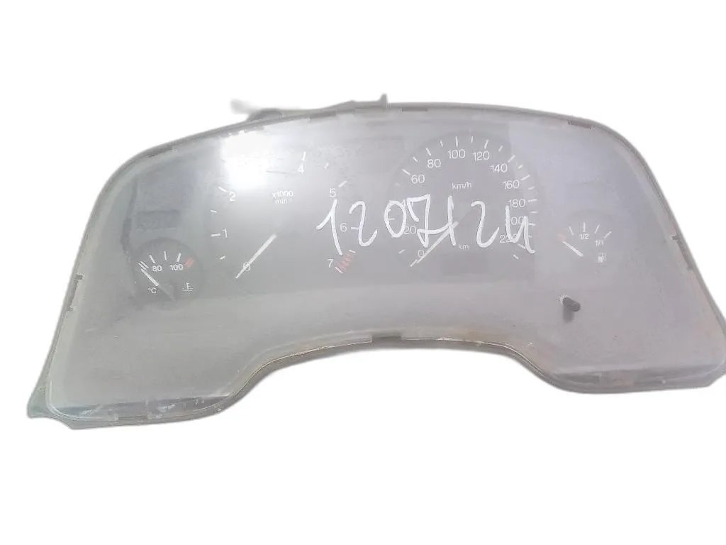 QUADRO STRUMENTI con codice 09228762 da OPEL Zafira A (99>05)