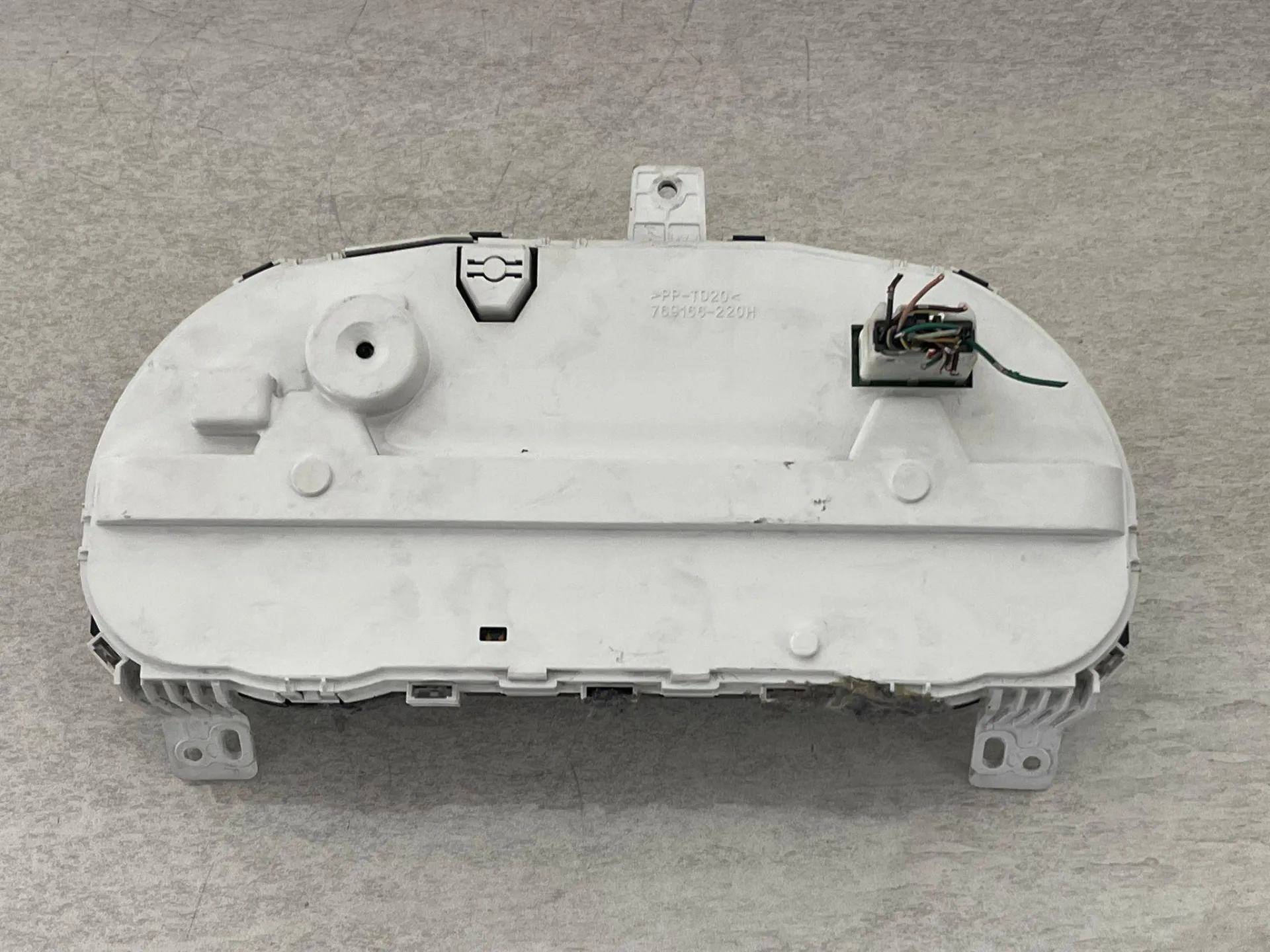 QUADRO STRUMENTI PEUGEOT 4007 1° Serie 6106QV con codice motore 4HN (07>)