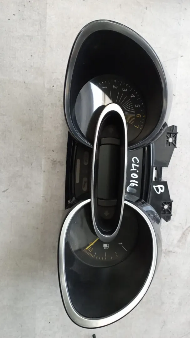 Quadro strumenti Renault Clio 1.2 B del 2016 CODICE RICAMBIO : 248109247R
