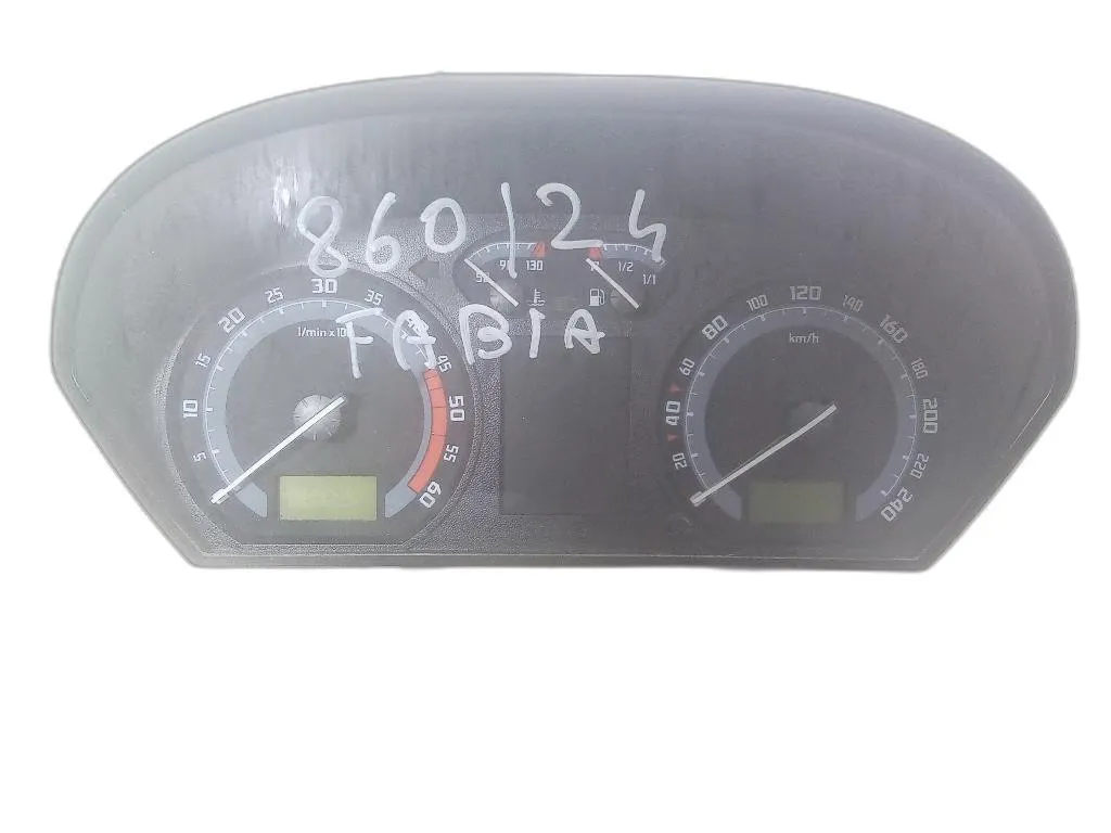 QUADRO STRUMENTI con codice 88311298 da SKODA Fabia Berlina 1° Serie (99>07)