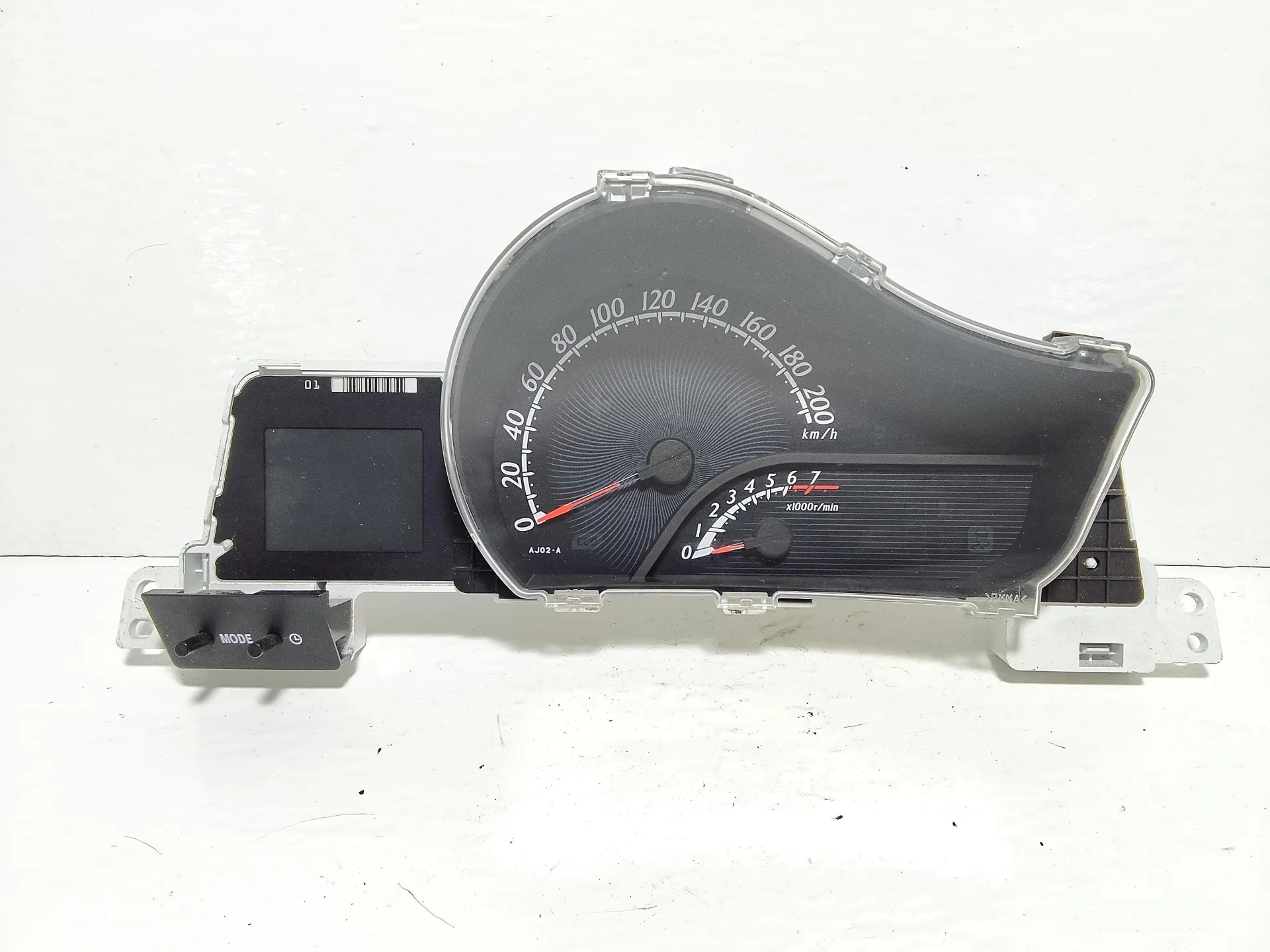 QUADRO STRUMENTI con codice 769166590 da TOYOTA IQ 1° Serie (09>)