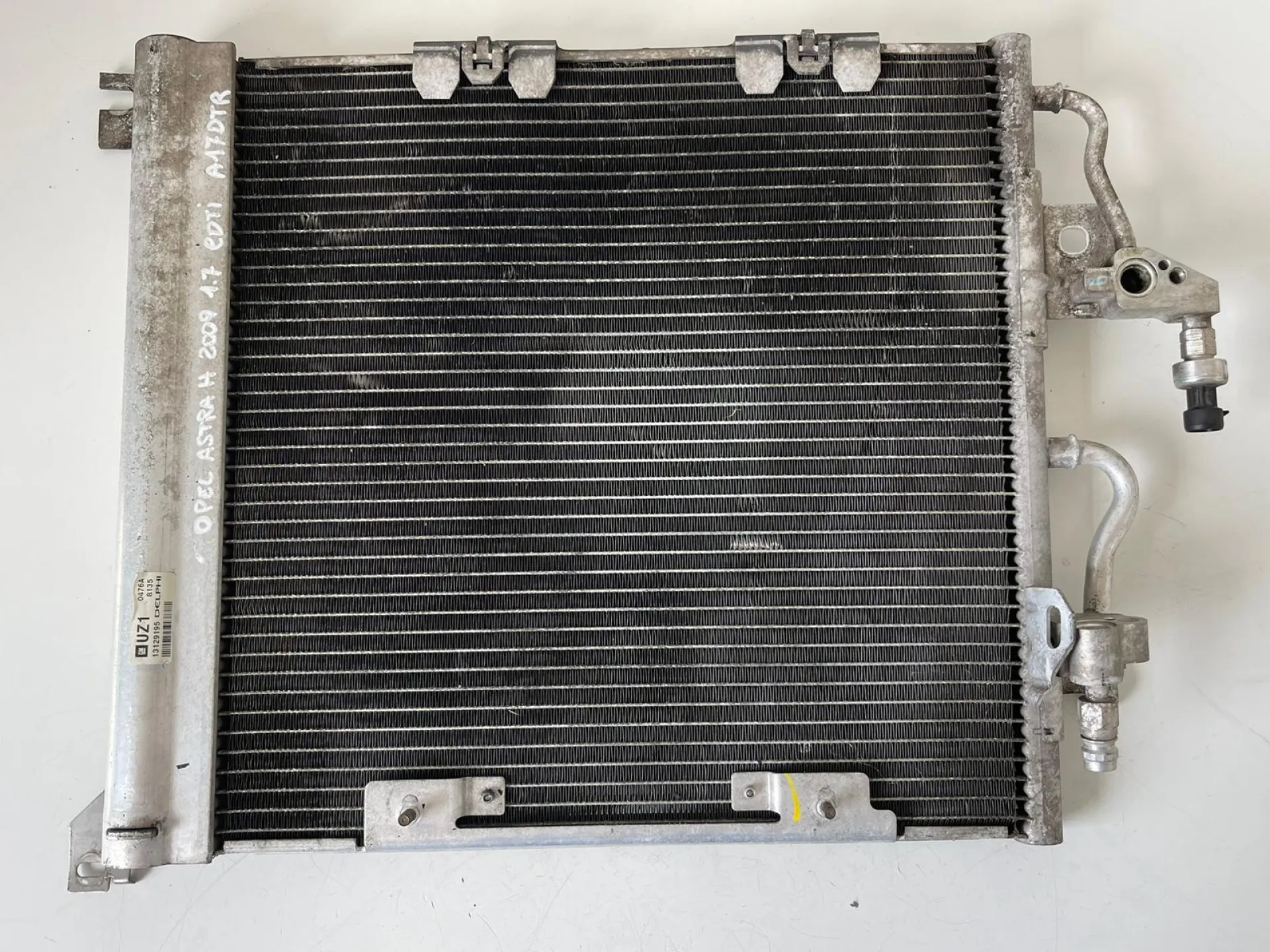 RADIATORE A/C con codice 13129195 da OPEL Astra H Berlina 2° serie Diesel 1700 (07>)