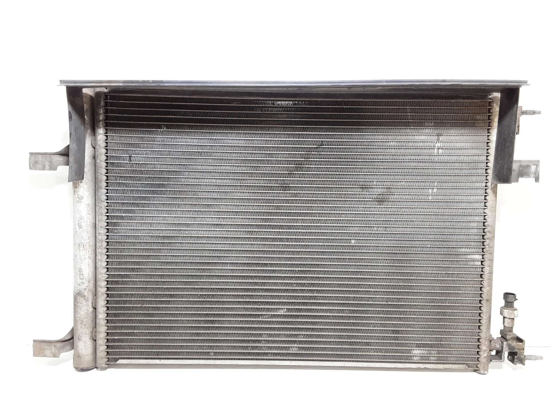 RADIATORE A/C con codice 13267648 da OPEL Astra J A 17 DTC, A 17 DTE, A 17 DTJ Diesel 1700 (09>)