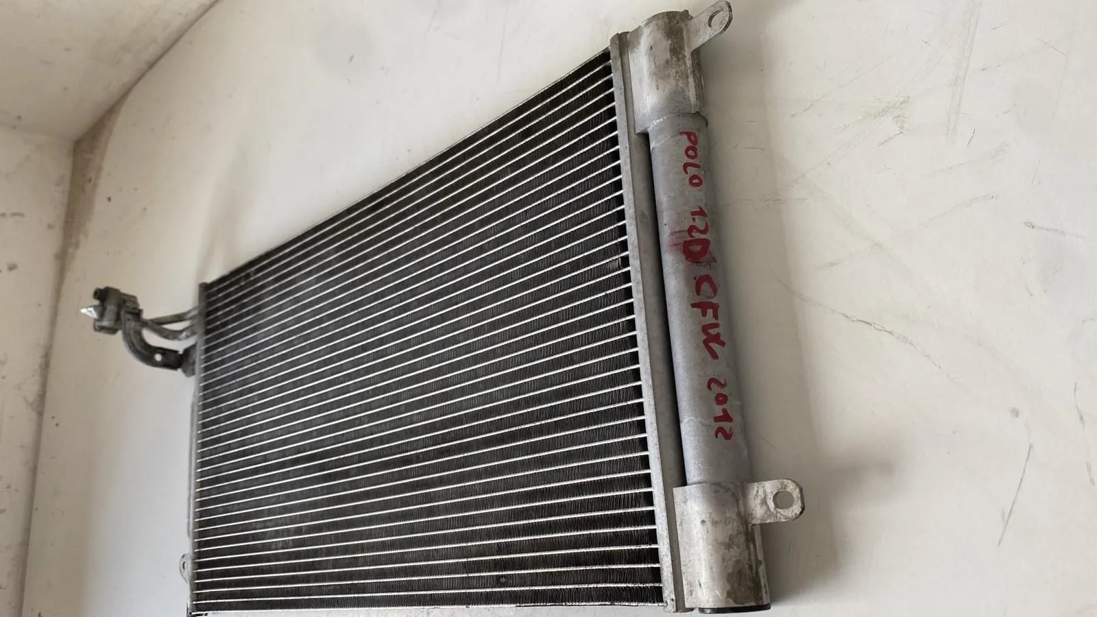 RADIATORE A/C con codice 6R0820411Q da VOLKSWAGEN Polo 5° Serie con codice motore CFW/CFW Diesel 1200 (09>17)