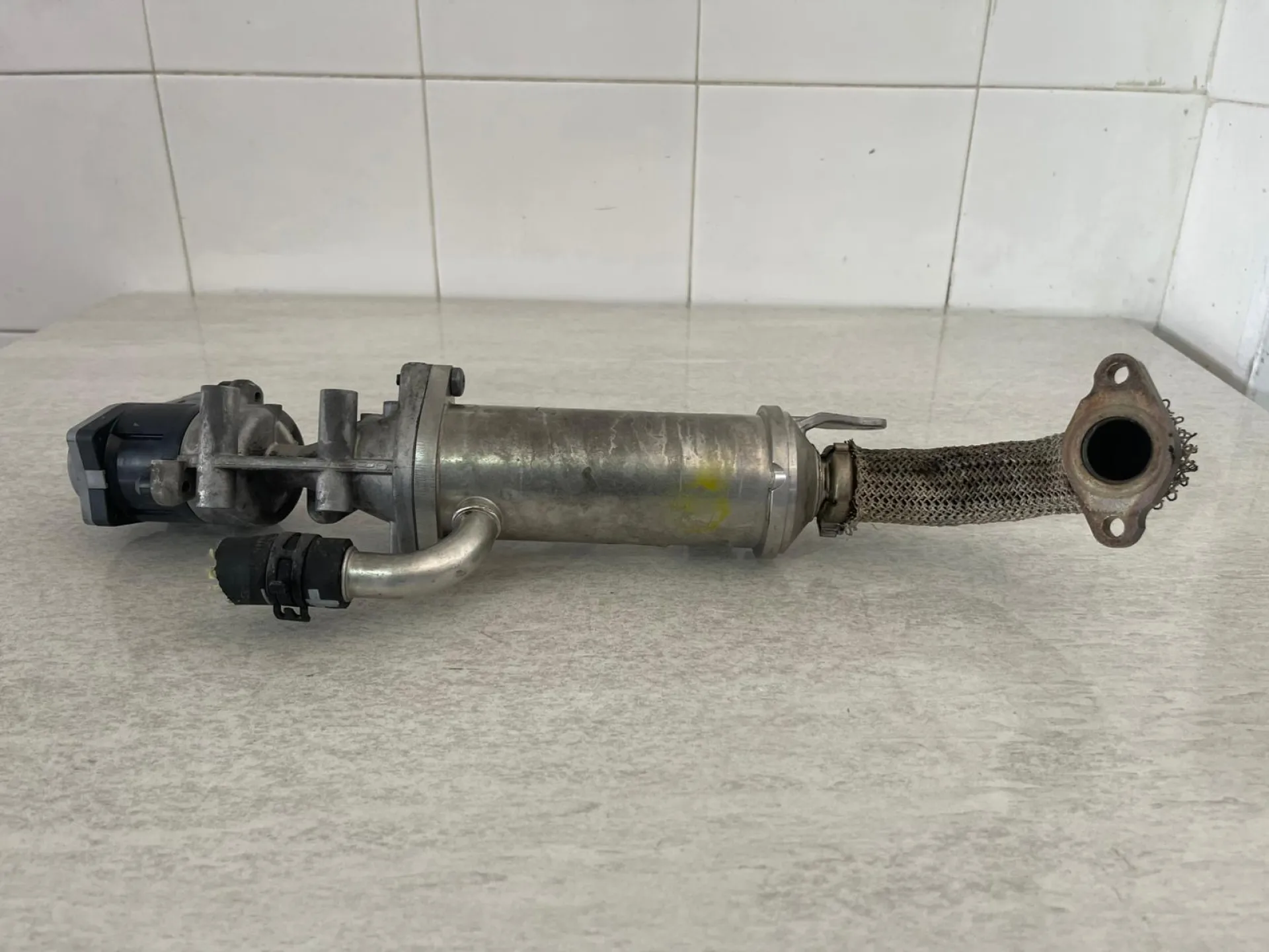 RADIATORE SCARICO GAS EGR con codice 7H2Q-9Y493-DE da LAND ROVER Range Rover SPORT Diesel 2700 (05>13)