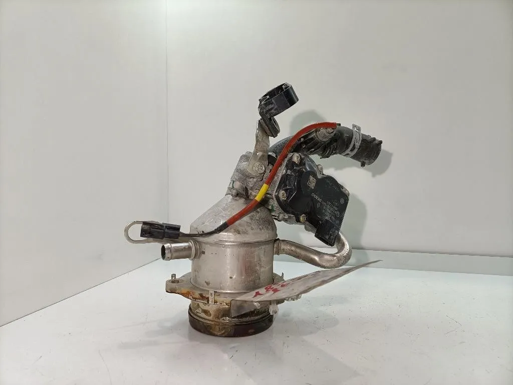 RADIATORE SCARICO GAS EGR NISSAN Qashqai Serie 147359823R/147100361R K9K872 diesel 1461 (14>)
