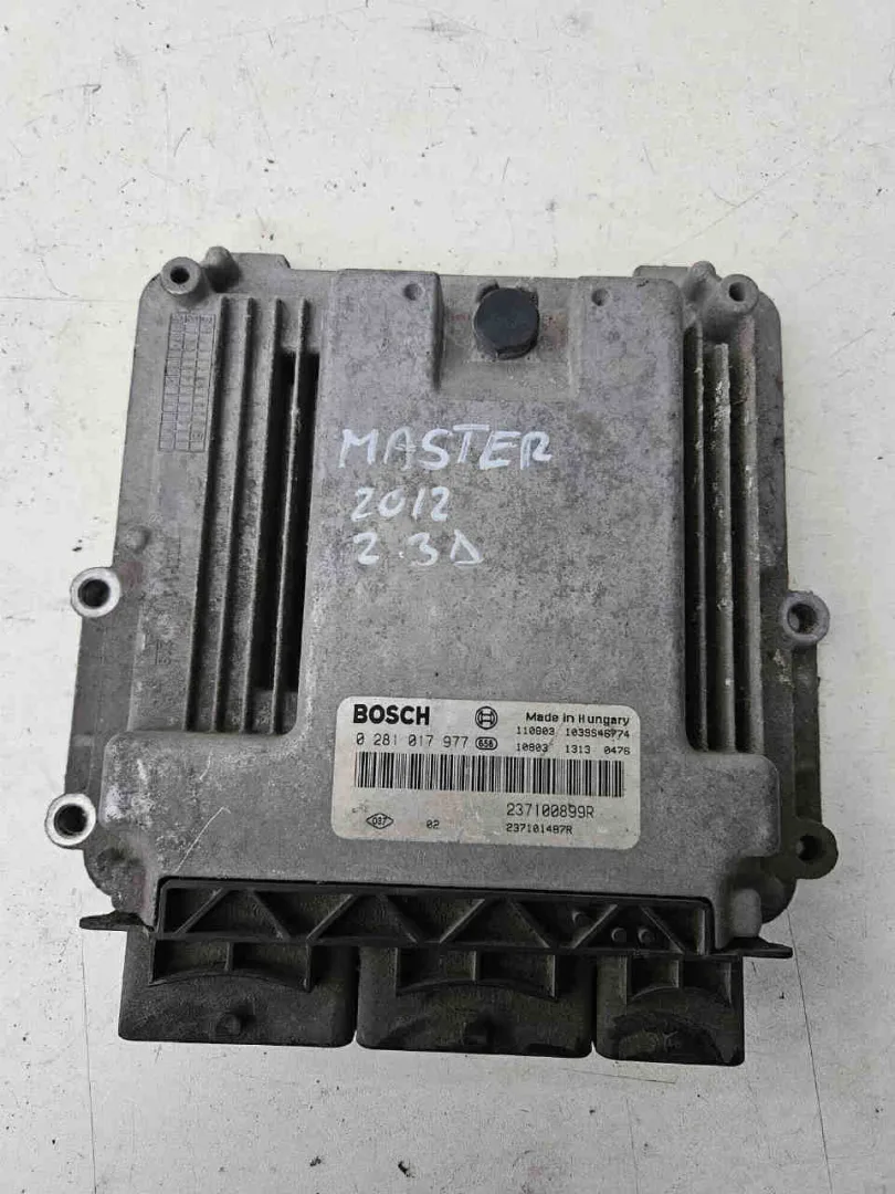 Centralina motore RENAULT Master 4° Serie del 2010  CODICE RICAMBIO : 0281017977