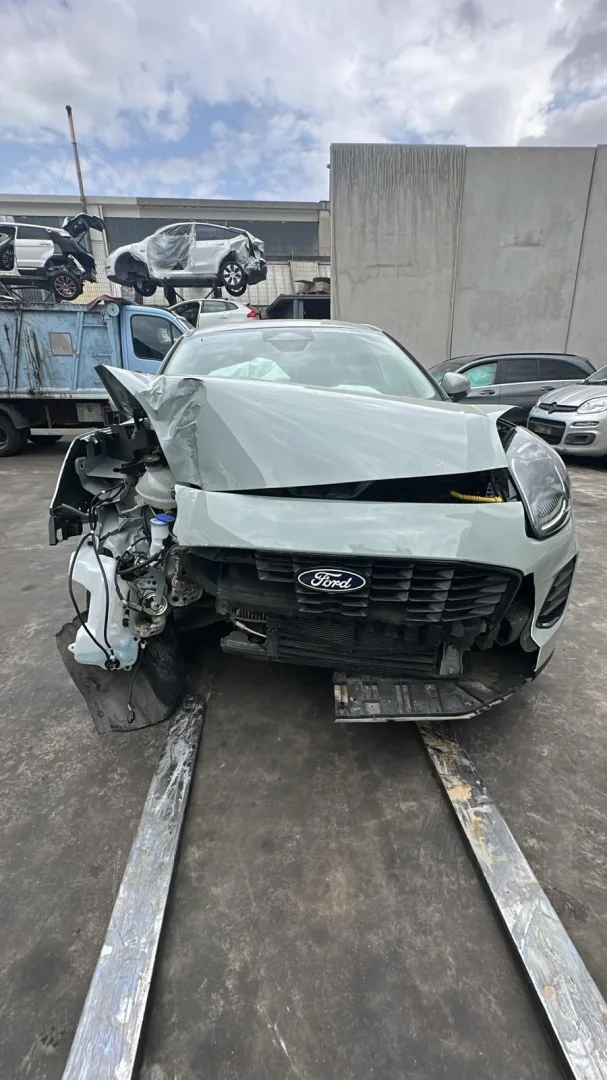 RICAMBI USATI AUTO con codice N.D. da FORD Puma Serie con codice motore B7JB Hybrid 1000 (19>)