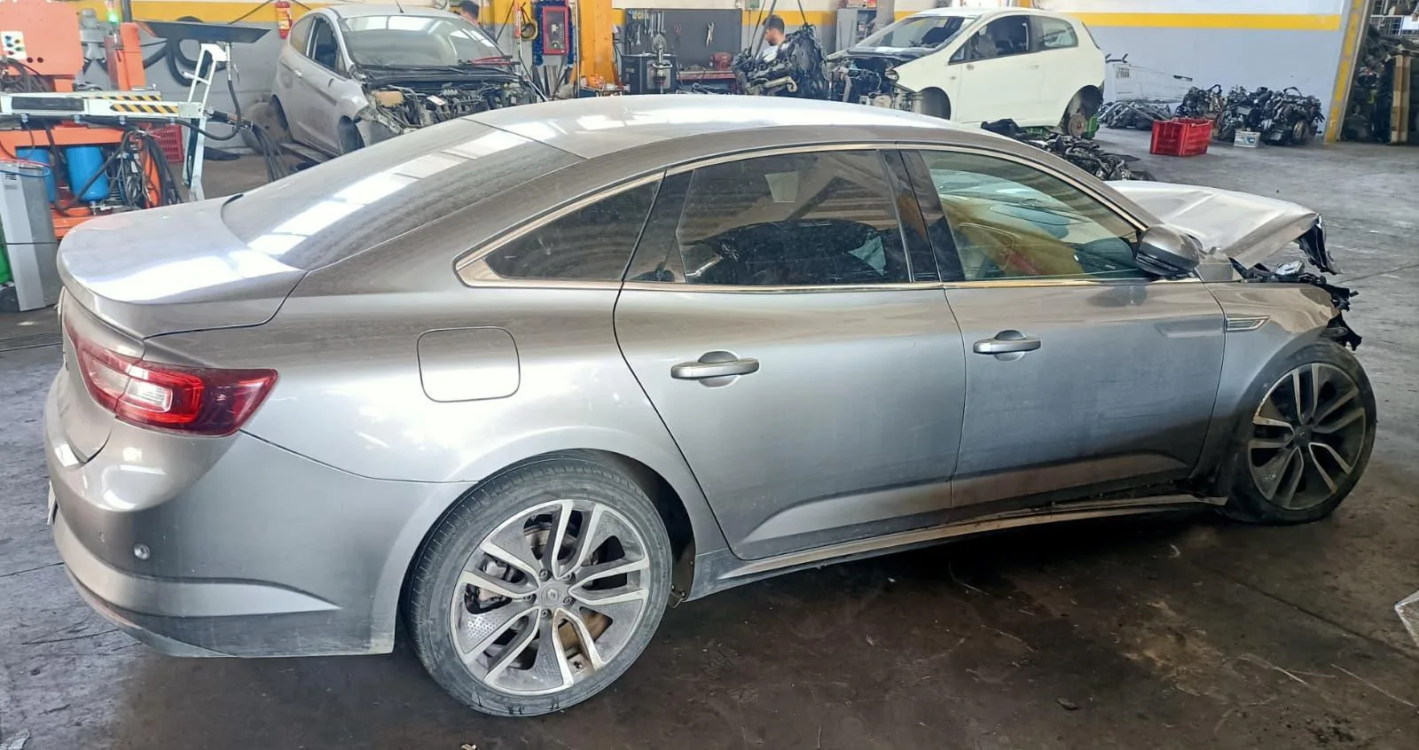 RICAMBI USATI AUTO con codice N.D. da RENAULT Talisman Berlina con codice motore R9M452 Diesel 1600 (15>)