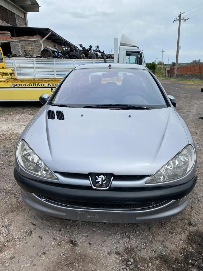 RICAMBI USATI AUTO PEUGEOT 206 2° Serie COD. con codice motore HFX/HFX con codice motore HFX/HFX Benzina 1100 (03>09)