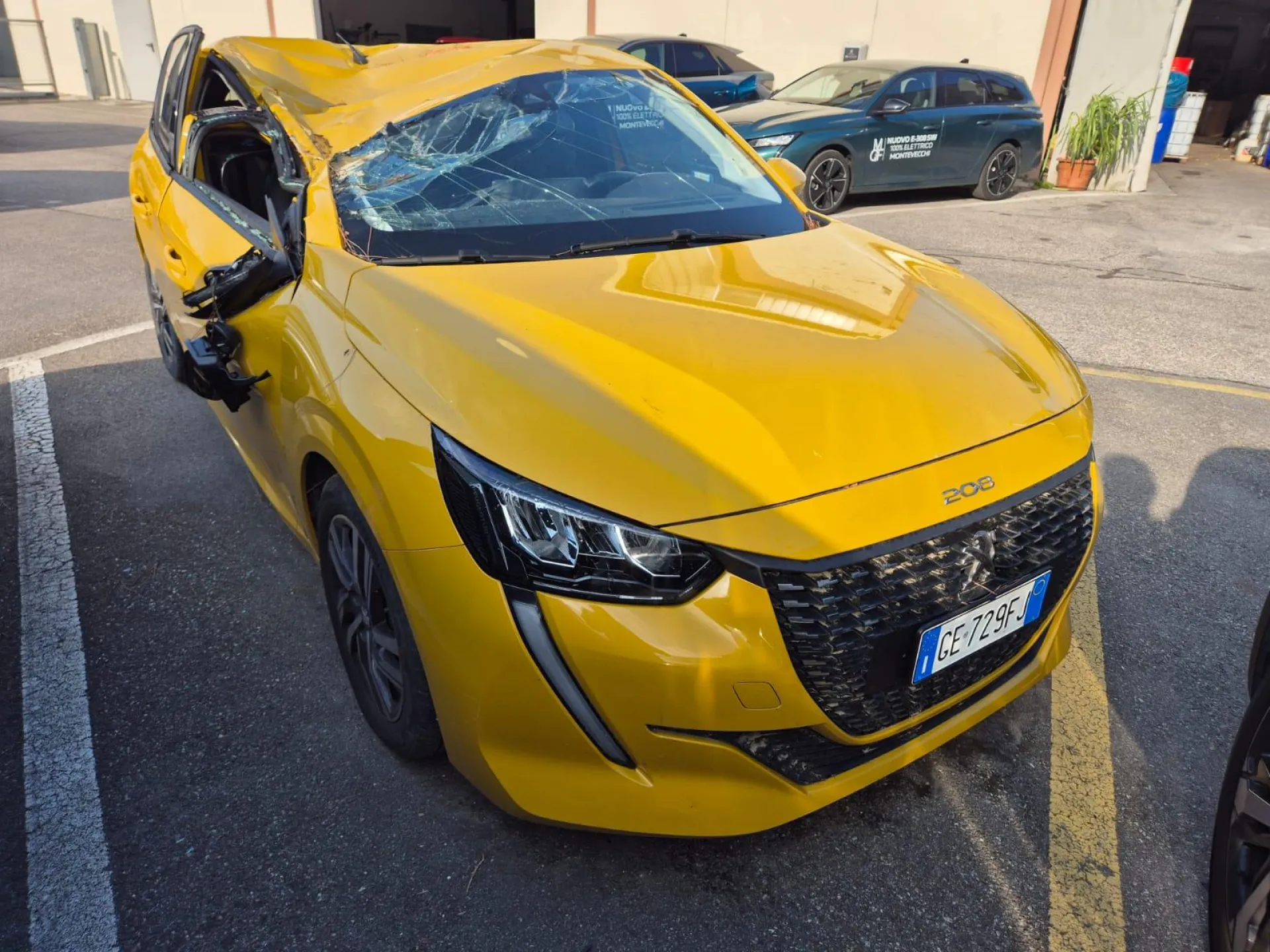 RICAMBI USATI AUTO con codice N.D. da PEUGEOT 208 Serie con codice motore HN05 Benzina 1200 (19>)