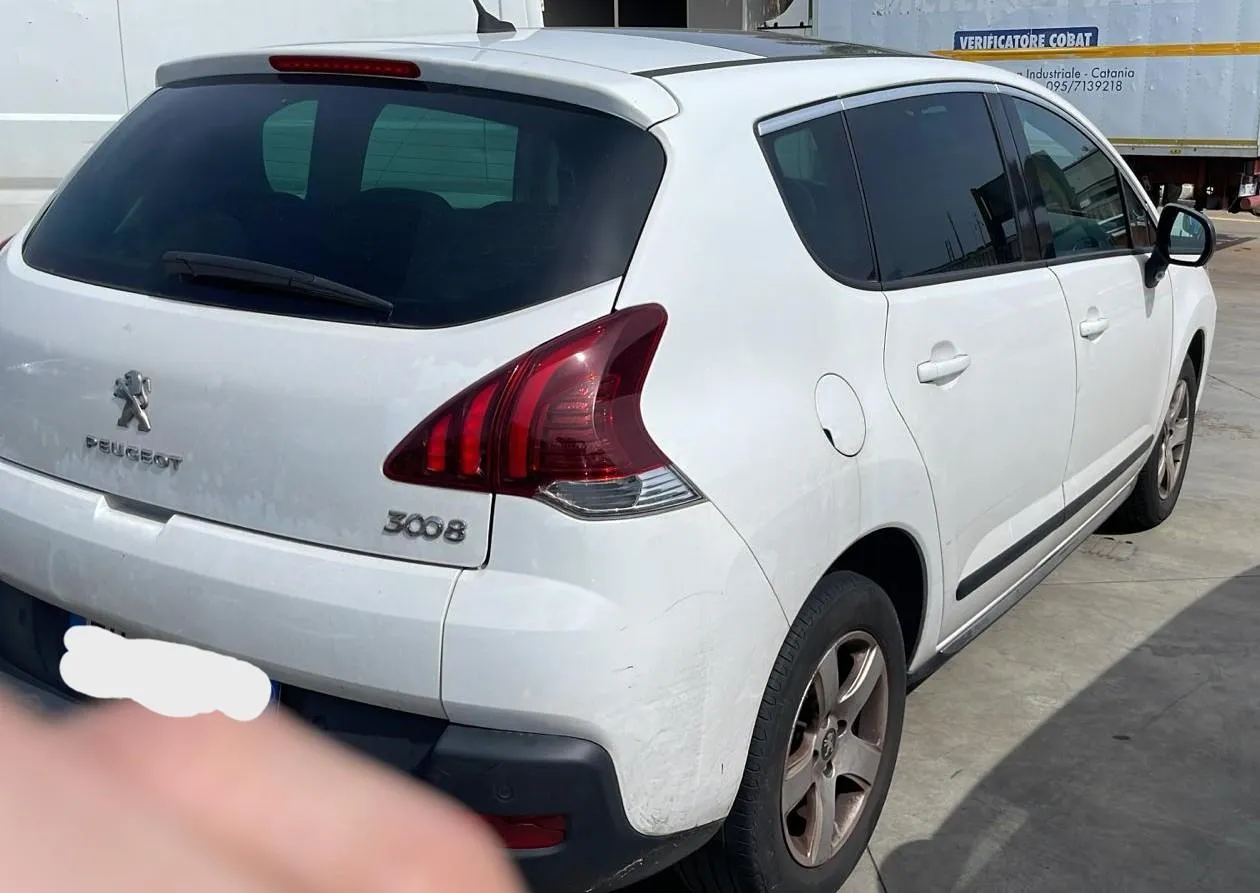 RICAMBI USATI AUTO con codice con codice motore 9H05 da PEUGEOT 3008 Serie Diesel 1600 (09>16)