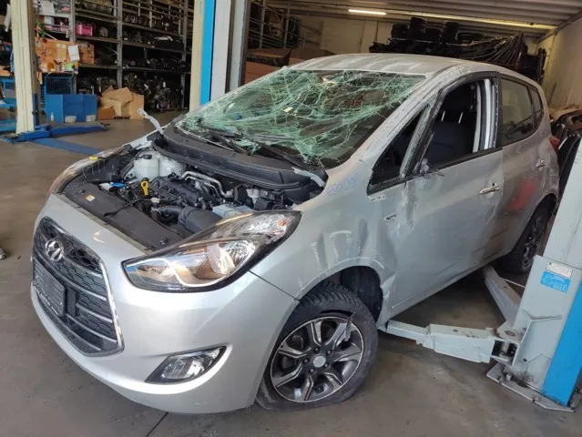 CENTRALINA FUSIBILI HYUNDAI IX20 10>19