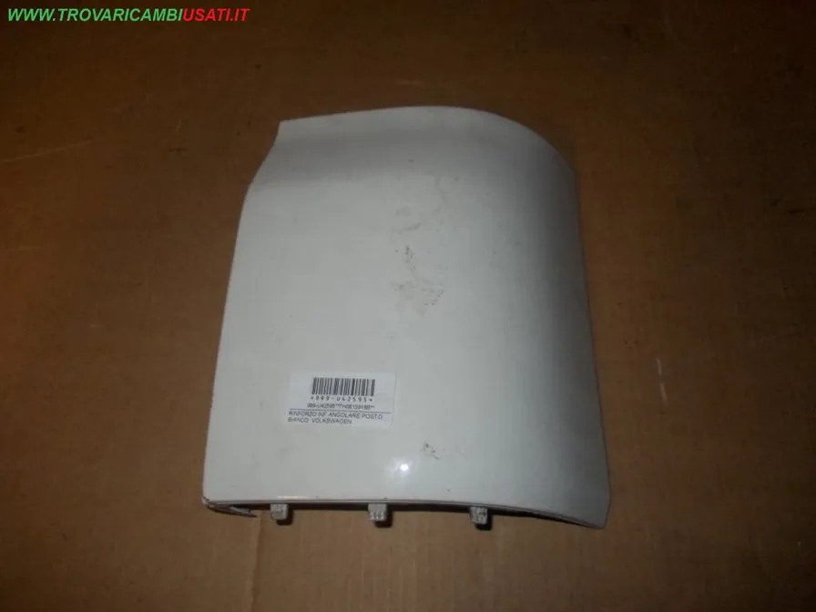 RINFORZO INF. ANGOLARE POST.D. BIANCO VOLKSWAGEN TRANSPORT./MULTIVAN/CARAV.(T5)