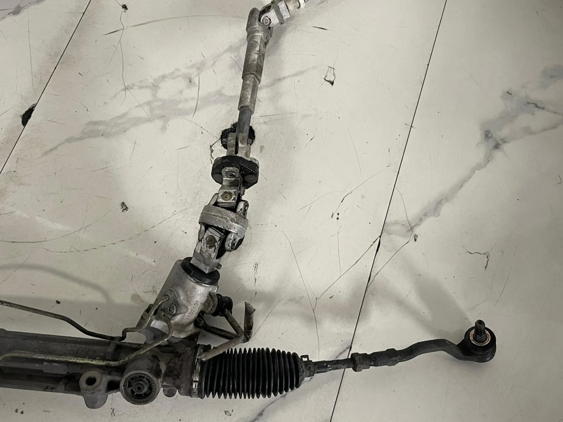 SCATOLA DELLO STERZO con codice 7832497 da 32103444366 BMW X3 1° Serie con codice motore 204D4 Diesel 2000