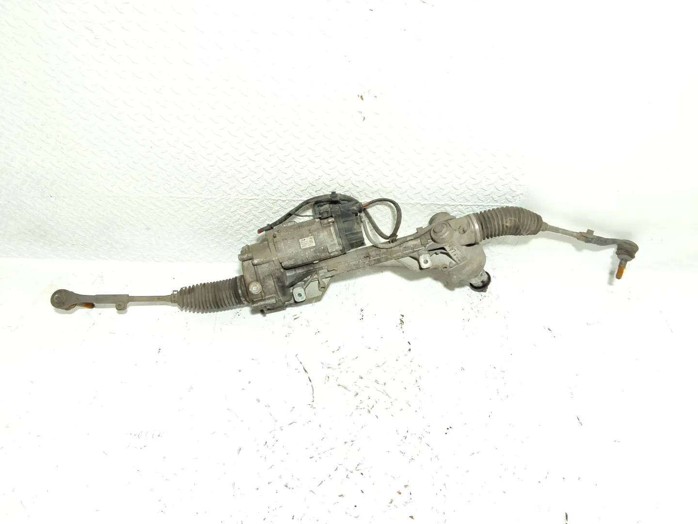 SCATOLA DELLO STERZO con codice 32106872478 da BMW Serie 1 Serie (E81) con codice motore N47D20C Diesel 2000 (06>12)