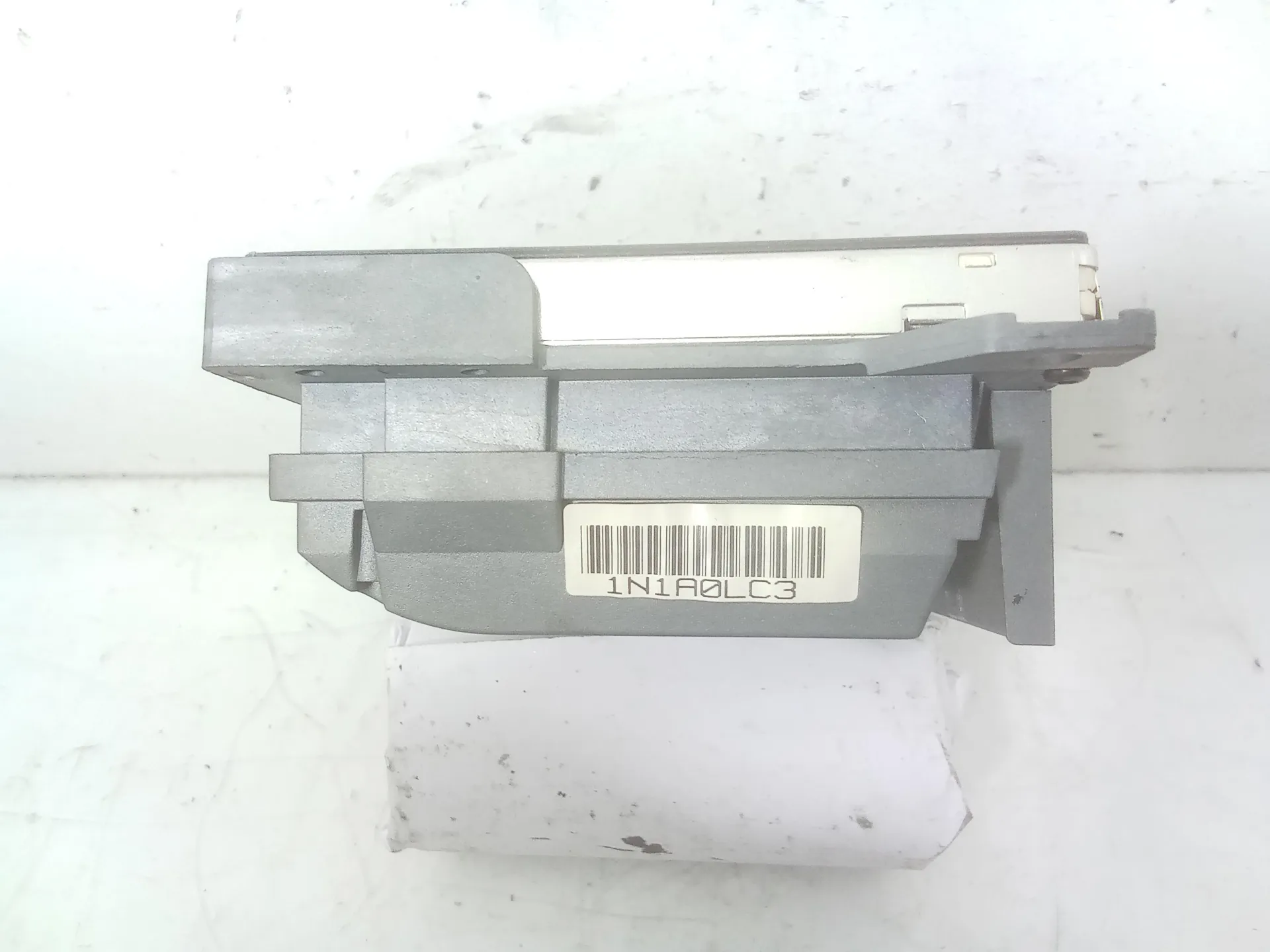 SCHERMO DISPLAY NAVIGATORE SOLO SCHERMO con codice 9653373680 da PEUGEOT 307 Berlina (01>05)