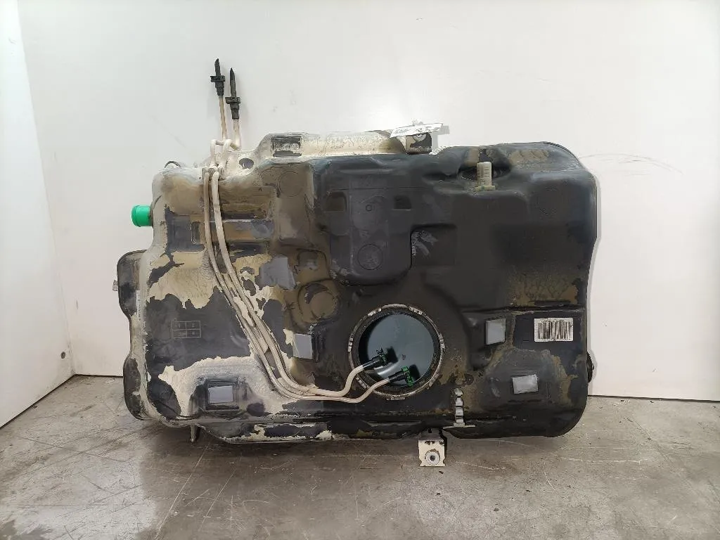 SERBATOIO CARBURANTE con codice A2464702201 da MERCEDES CLA Shooting Brake 651930 diesel 2143 (15>>)