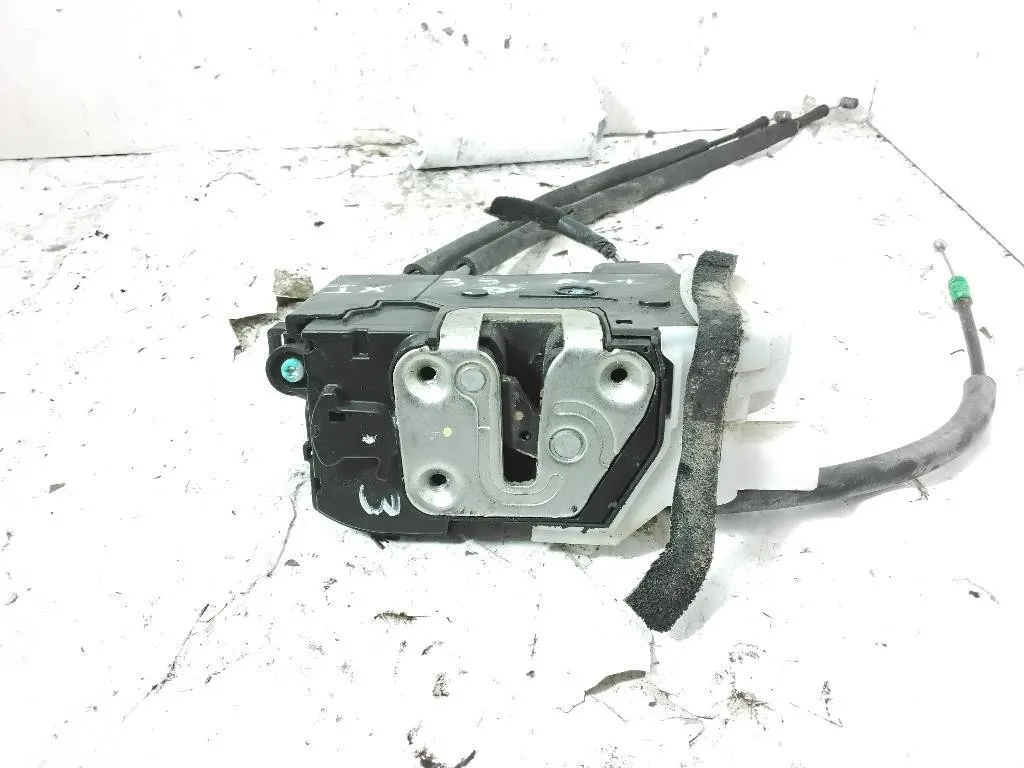 SERRATURA ANTERIORE DESTRA HYUNDAI iX35 1° Serie 813202Y000 D4FD (10>)