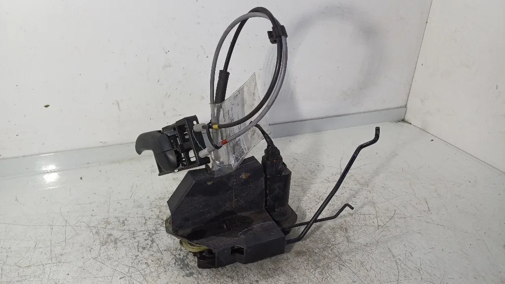 SERRATURA ANTERIORE SINISTRA HYUNDAI i10 1° Serie 813100X001 G4HG (07>11)
