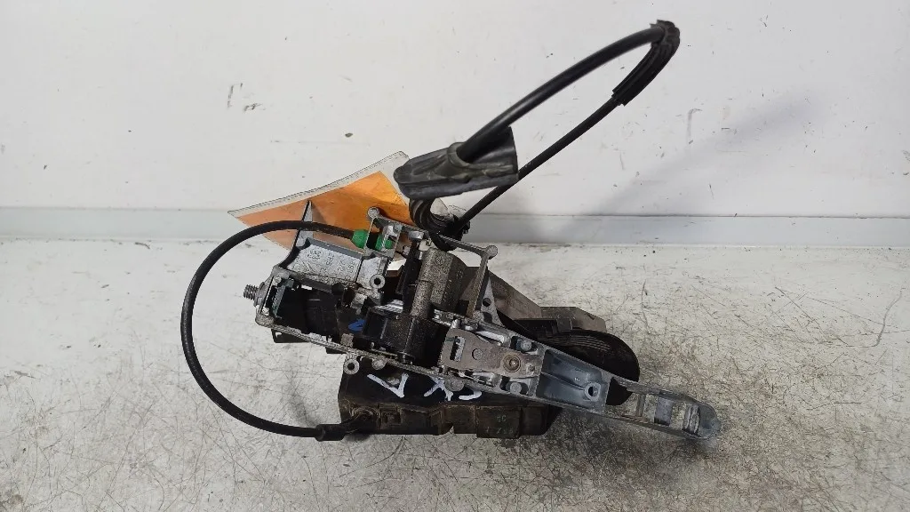 SERRATURA ANTERIORE SINISTRA CITROEN C3 Picasso 9135FR EP3-8FS (08>)