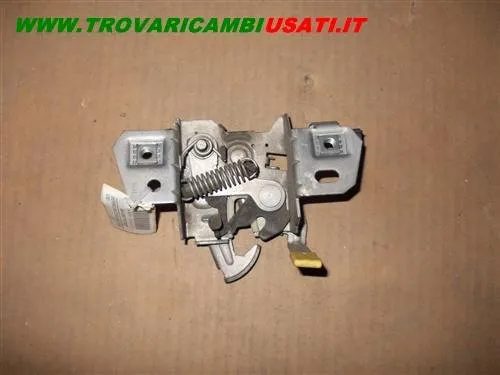 SERRATURA COFANO ANT. VOLVO V50