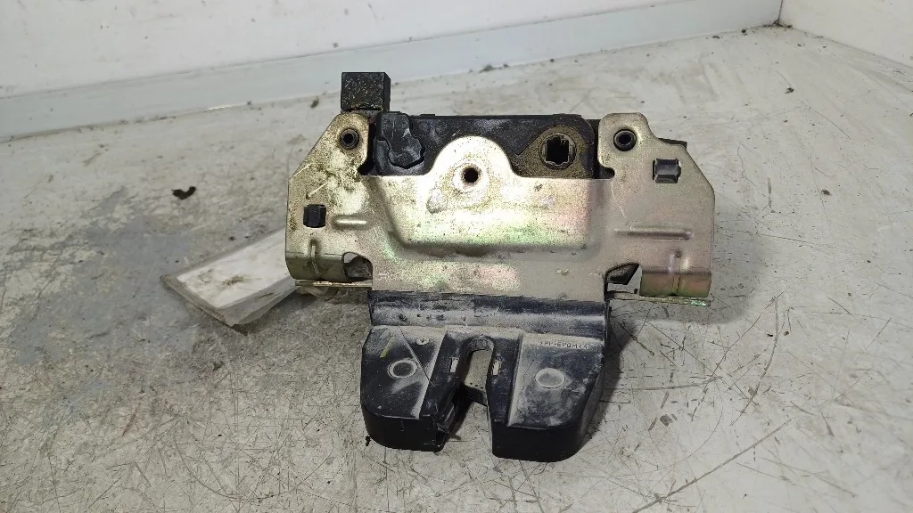 SERRATURA PORTELLONE POSTERIORE OPEL Zafira B 13117285 Z19DTH (05>08)