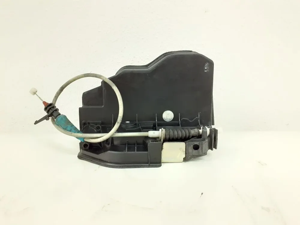SERRATURA POSTERIORE DESTRA con codice 7167070 da BMW Serie 1 Serie (E87) (04>07)