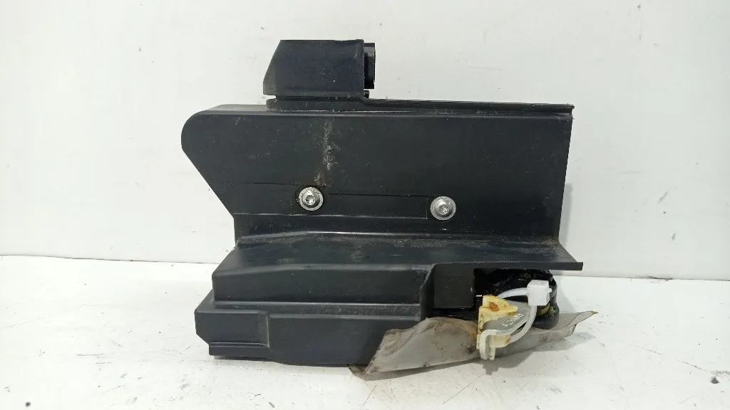 SERRATURA POSTERIORE DESTRA DACIA Sandero Serie 825020105R H4D480 (21>)