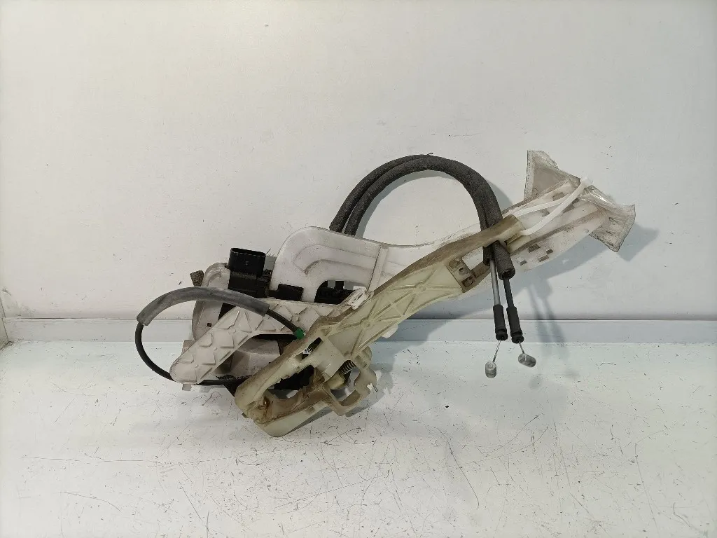 SERRATURA POSTERIORE DESTRA HYUNDAI iX35 1° Serie 814202Y000 D4FD (10>)