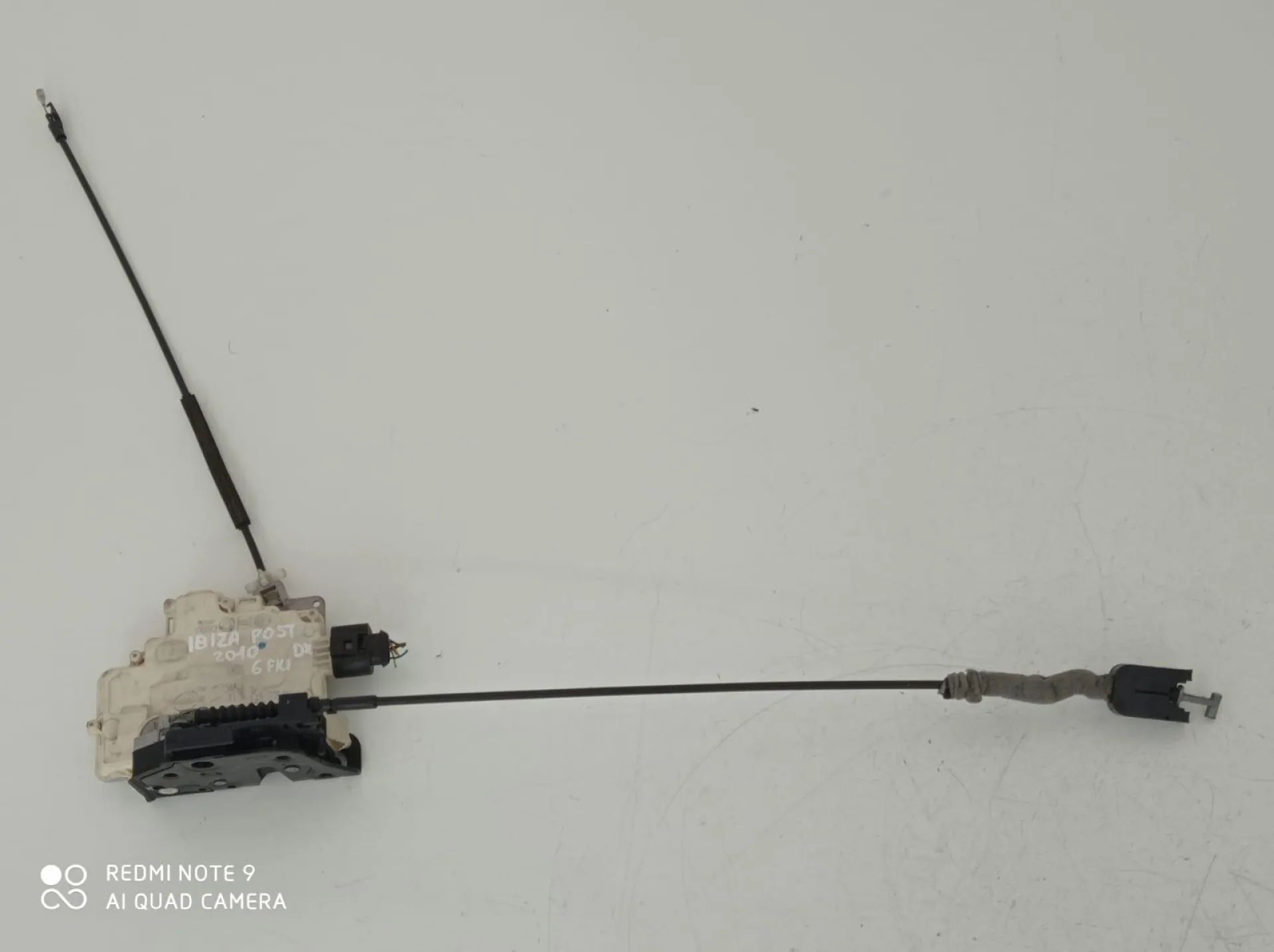 SERRATURA POSTERIORE DESTRA con codice 3C4 839016A da SEAT Ibiza Serie (08>12)