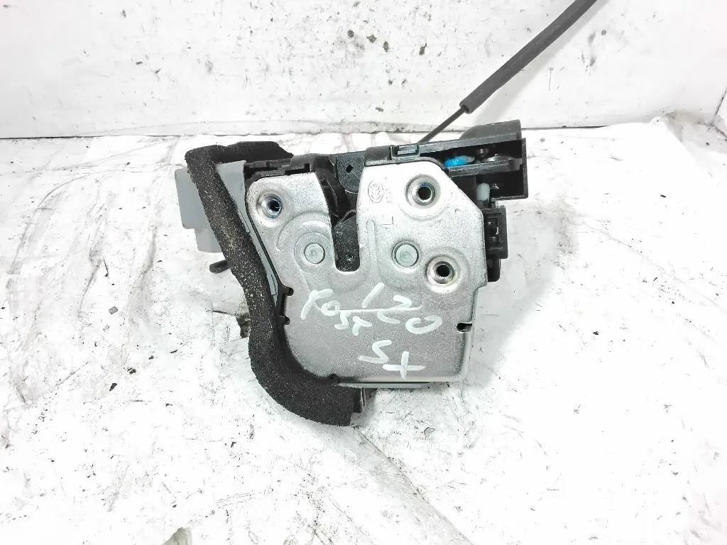 SERRATURA POSTERIORE SINISTRA con codice 81410-C8020 da HYUNDAI i20 2° Serie (15>)