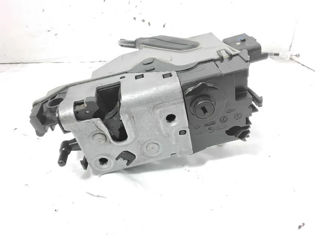 SERRATURA POSTERIORE SINISTRA con codice 9688081080 da PEUGEOT 2008 1° Serie (13>)