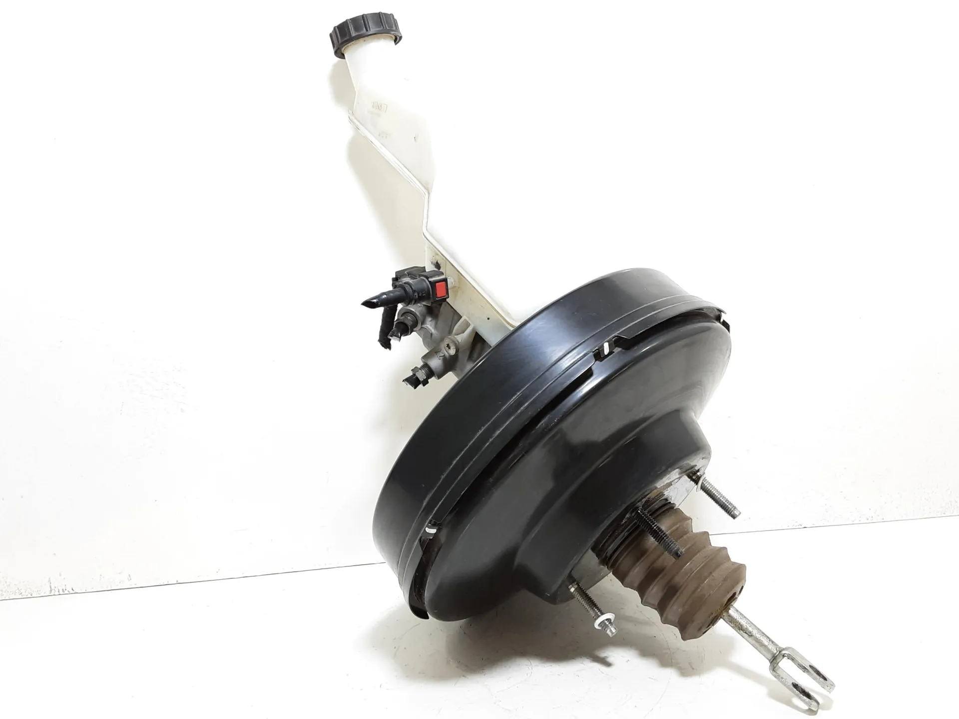SERVOFRENO con codice CN152B195EB da FORD EcoSport Serie con codice motore UEJB/UEJB, UEJE, UEJE Benzina 1500 (12>)