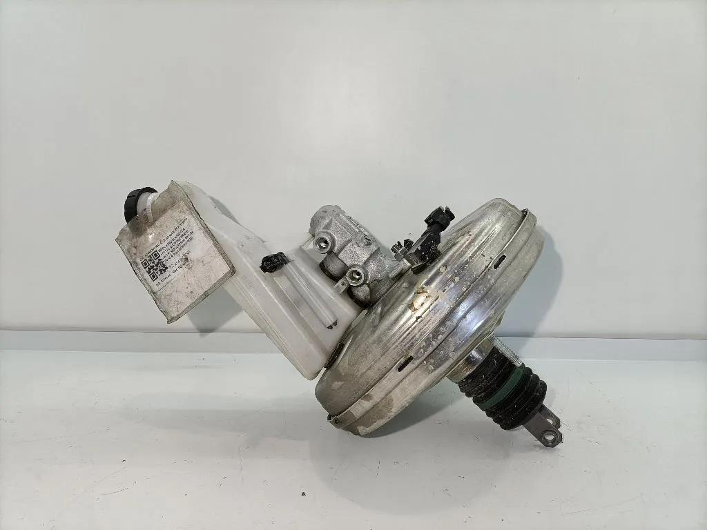 SERVOFRENO con codice A2464301230 da MERCEDES CLA Shooting Brake 651930 diesel 2143 (15>>)