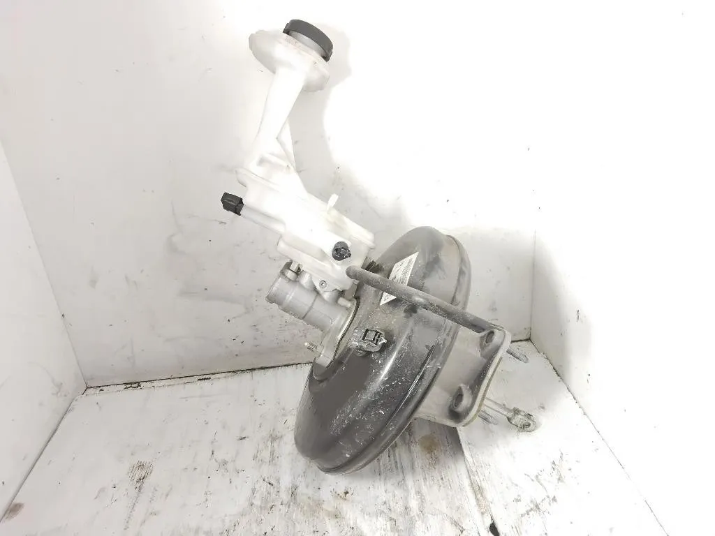 SERVOFRENO con codice 460074EH2A da NISSAN Qashqai Serie K9K636 diesel 1461 (14>)