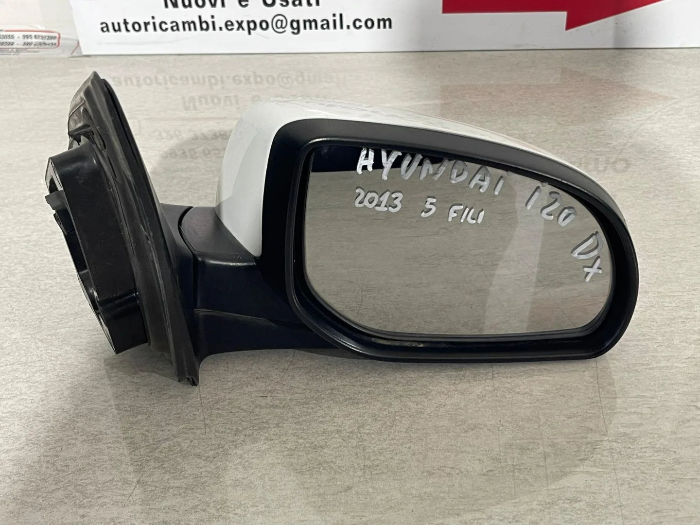 SPECCHIETTO RETROVISORE DESTRO HYUNDAI i20 1° Serie 876204P000 (08>14)
