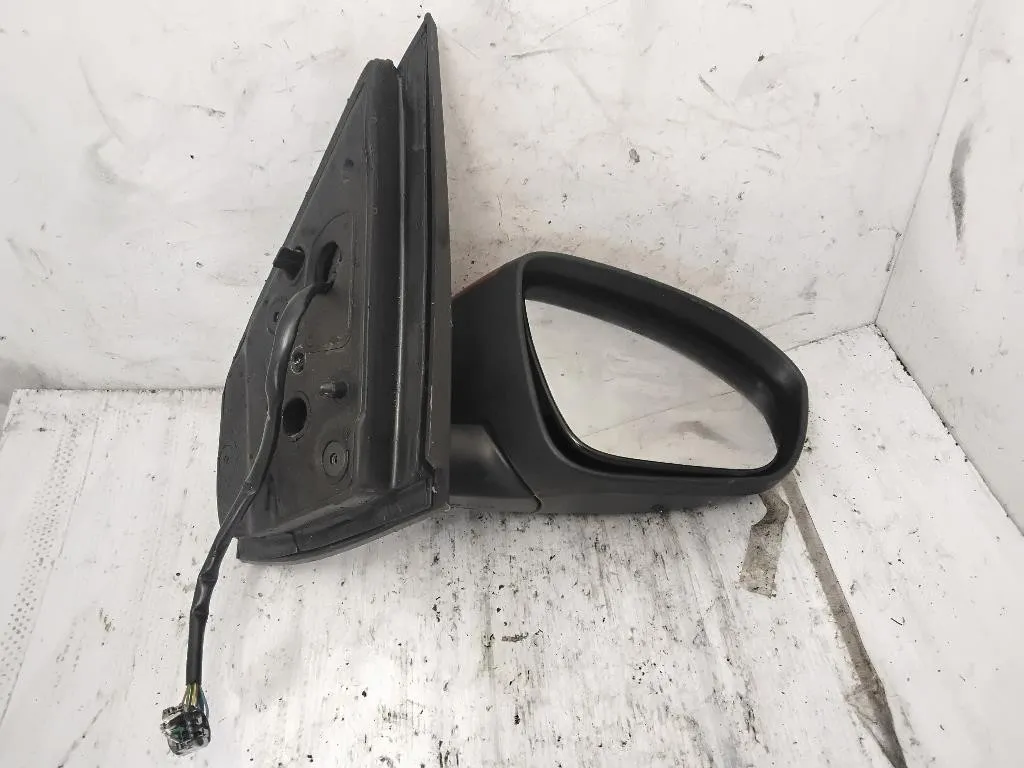 SPECCHIETTO RETROVISORE DESTRO DACIA Sandero Stepway Serie 963013940R H4D480 (21>)