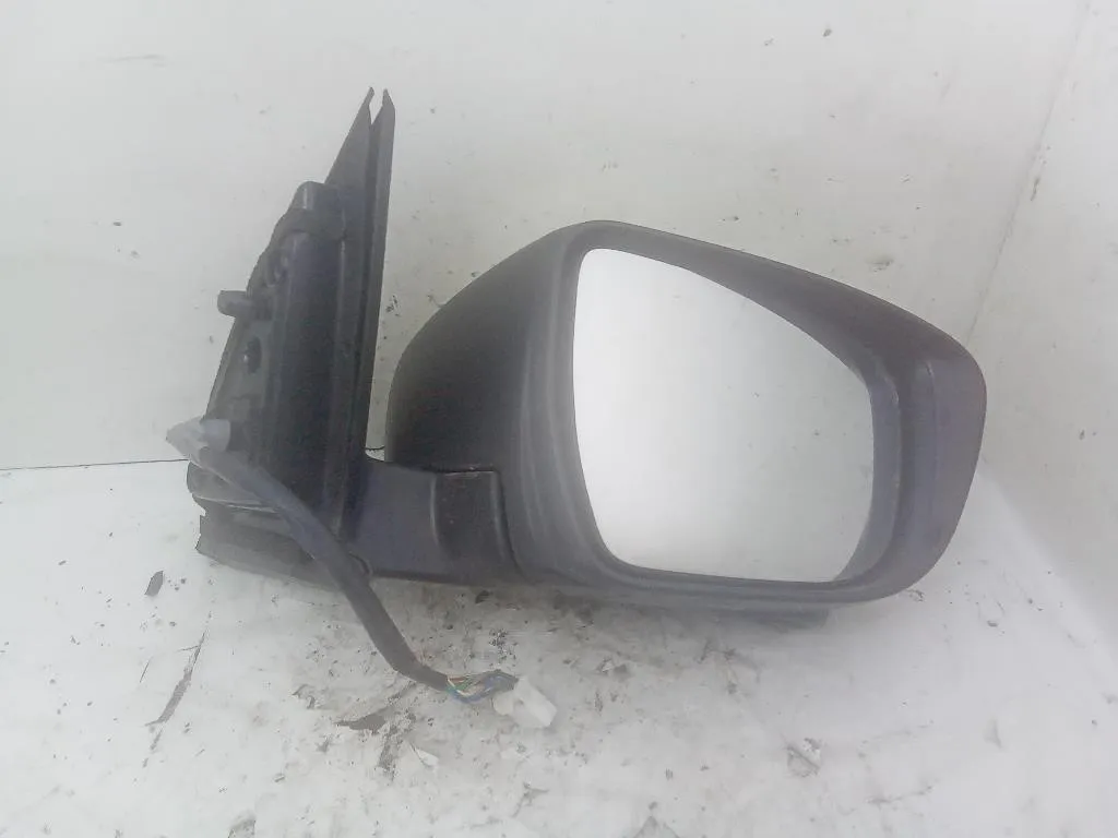 SPECCHIETTO RETROVISORE DESTRO con codice 20805004 da NISSAN Qashqai Serie (14>)