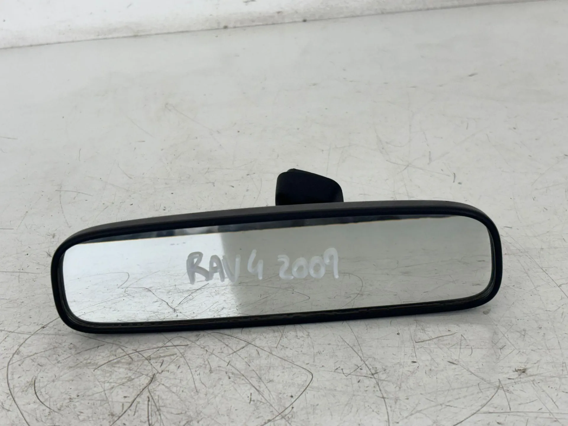 SPECCHIETTO RETROVISORE INTERNO con codice 012197 da TOYOTA Rav4 5° Serie (09>12)