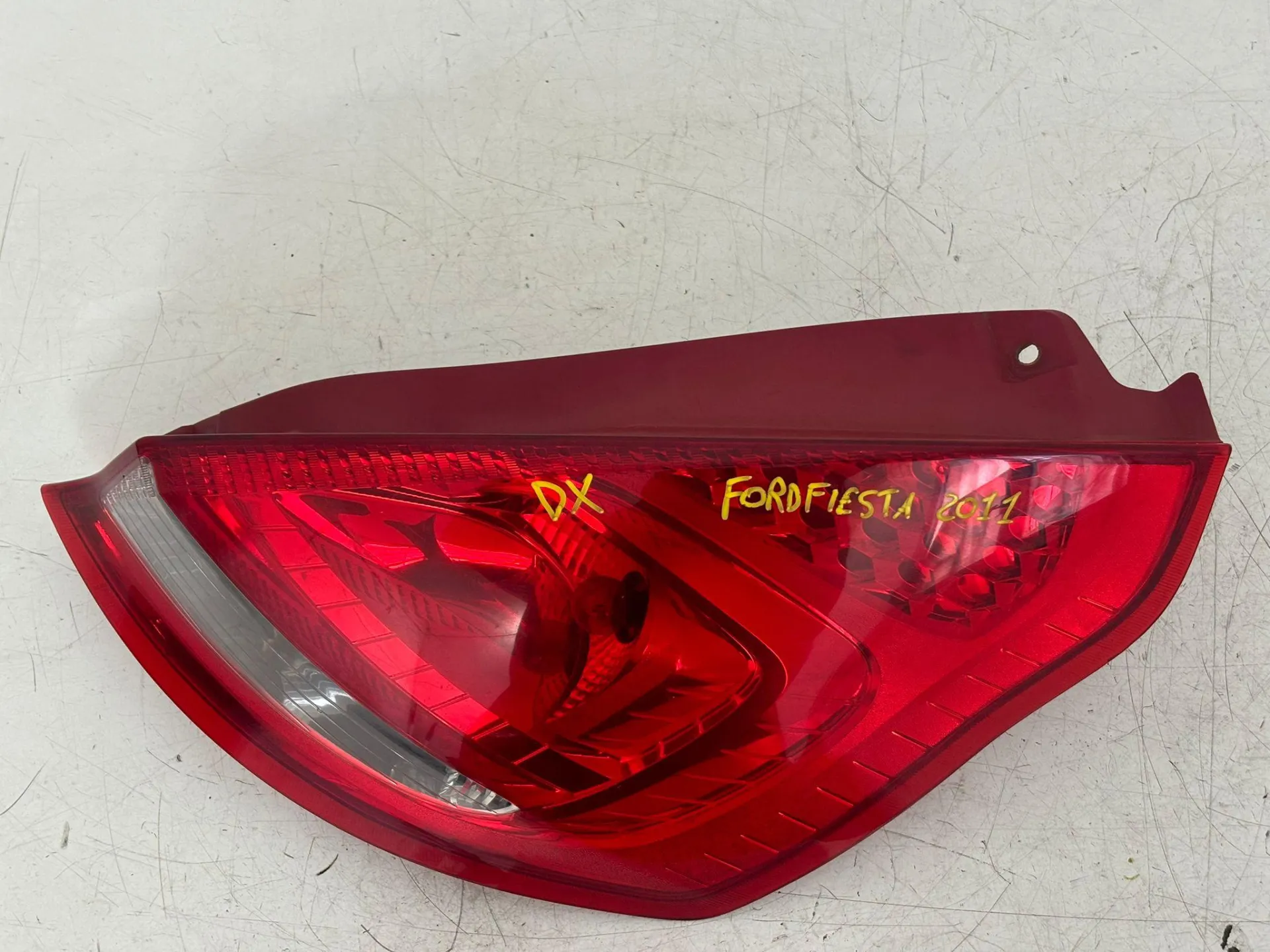 STOP FANALE POSTERIORE DESTRO con codice 8A61-13404-A da FORD Fiesta 6° Serie (08>17)