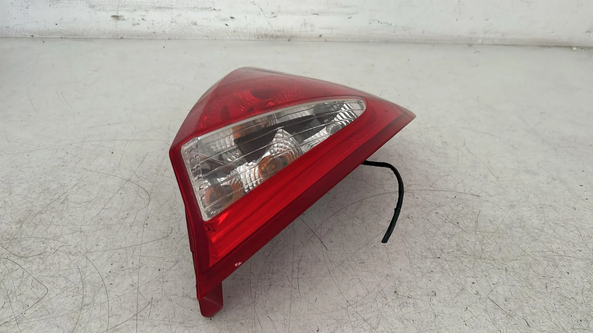 STOP FANALE POSTERIORE DESTRO FORD Fiesta 6° Serie 1877010 (08>17)