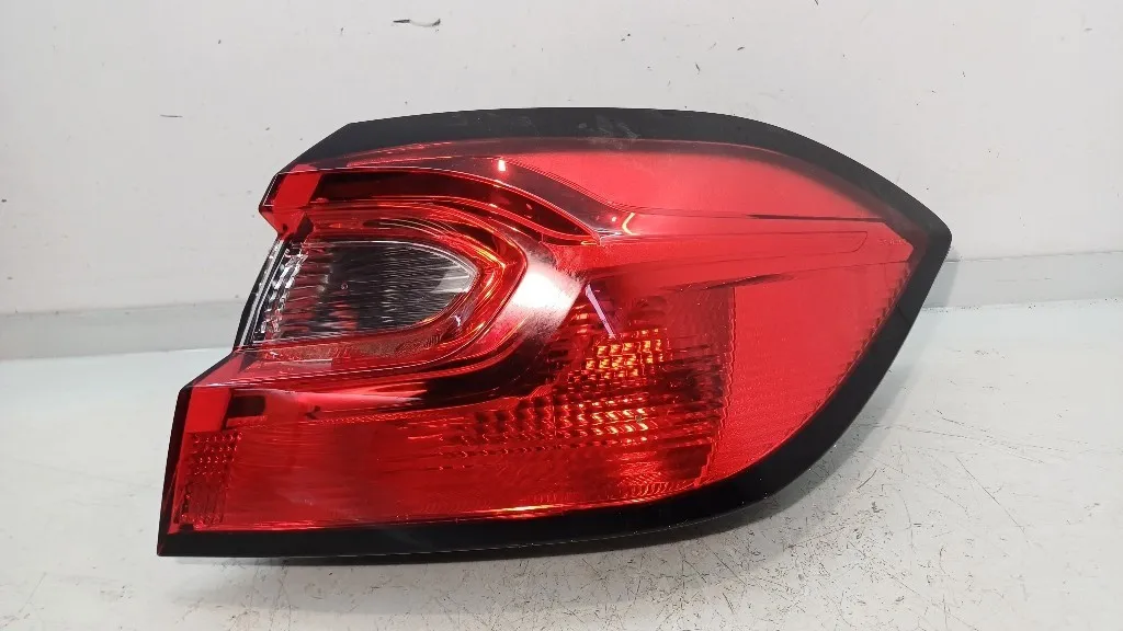 STOP FANALE POSTERIORE DESTRO FORD Fiesta 7° Serie 2510414 FSJB (17>>)