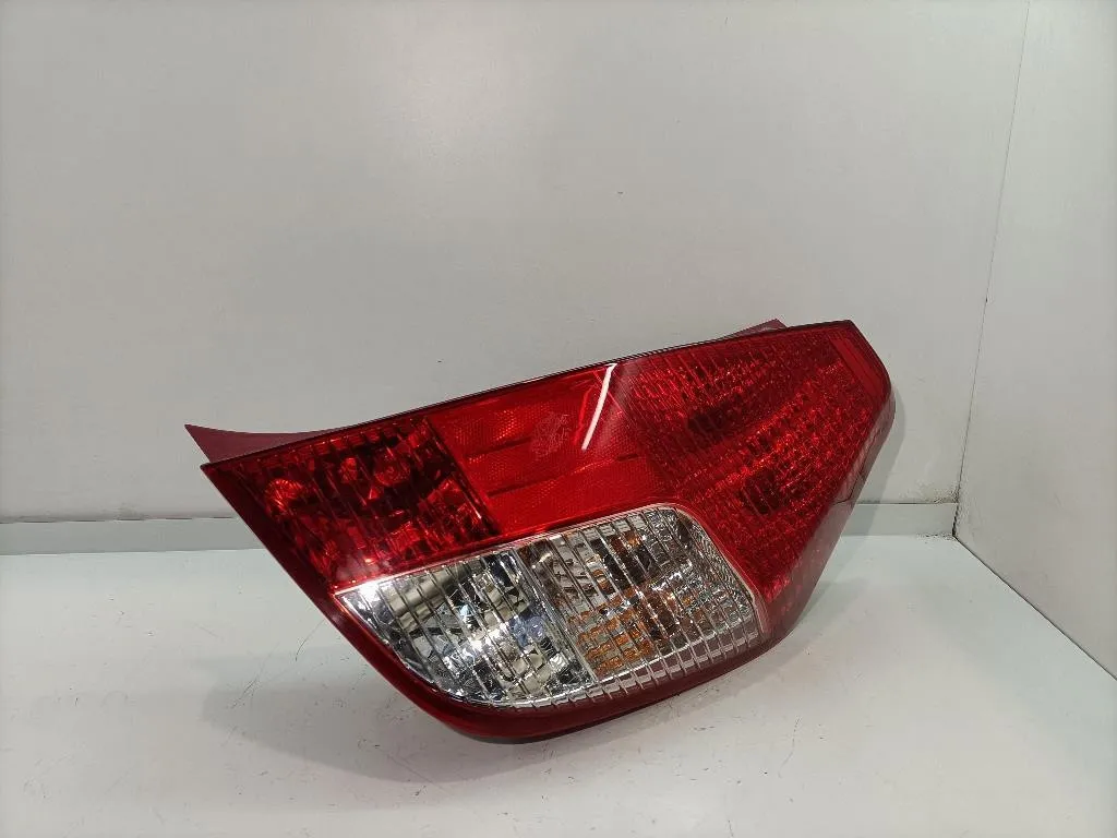 STOP FANALE POSTERIORE DESTRO HYUNDAI i10 1° Serie 924020X020 G4HG (07>11)