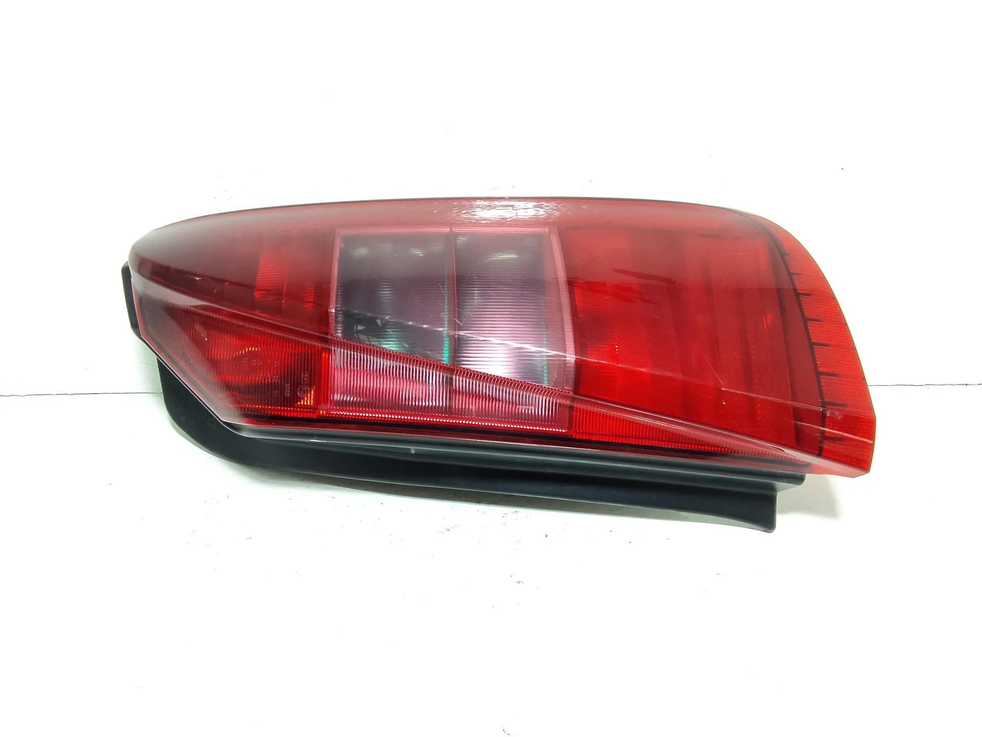 STOP FANALE POSTERIORE DESTRO con codice 46829508 da LANCIA Musa 1° Serie (04>07)
