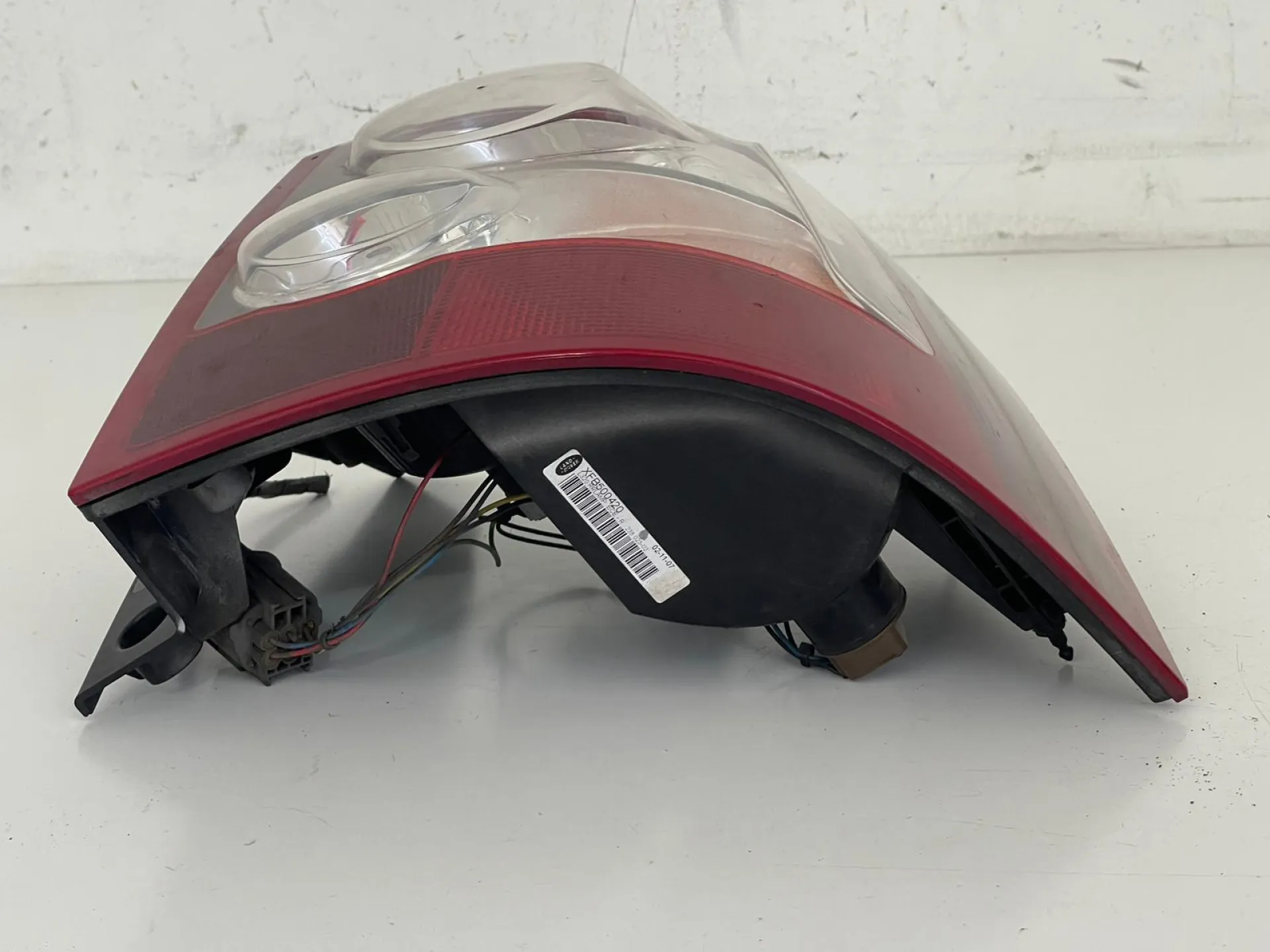 STOP FANALE POSTERIORE DESTRO con codice XFB500420 da LAND ROVER Range Rover SPORT (05>13)