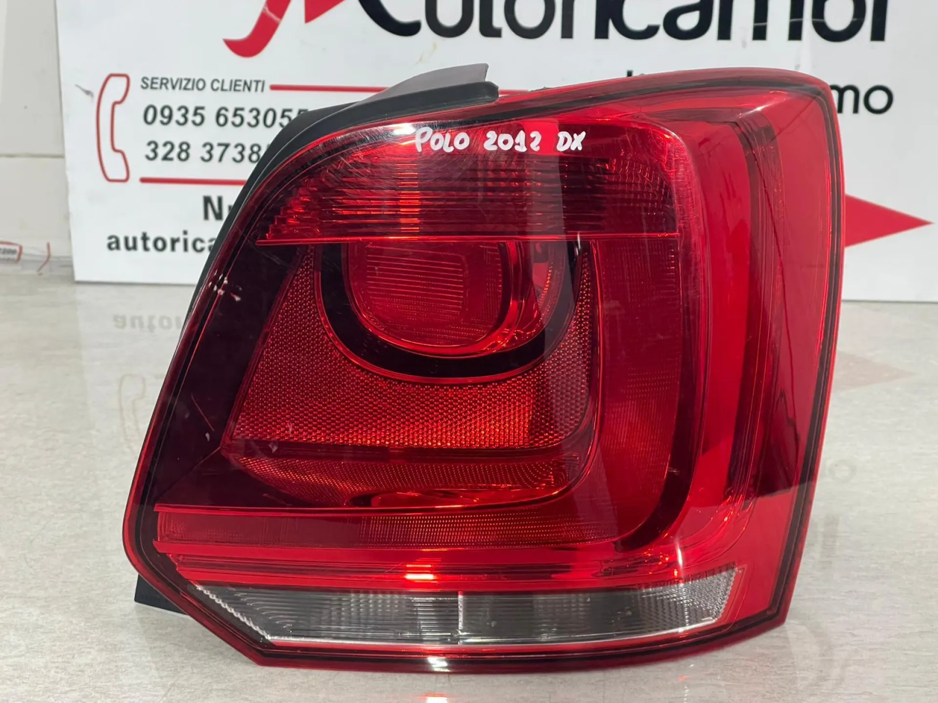 STOP FANALE POSTERIORE DESTRO VOLKSWAGEN Polo 5° Serie 6R0945096AH con codice motore CAY (09>17)