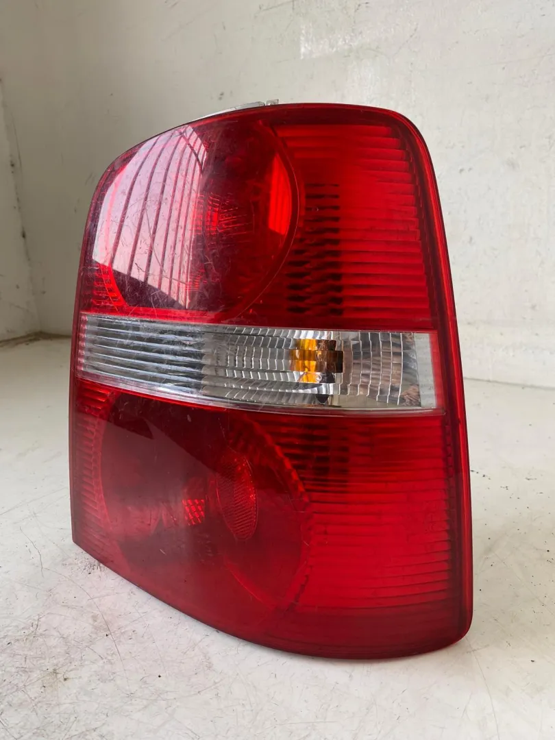 STOP FANALE POSTERIORE DESTRO VOLKSWAGEN Touran 2° Serie (07>10)
