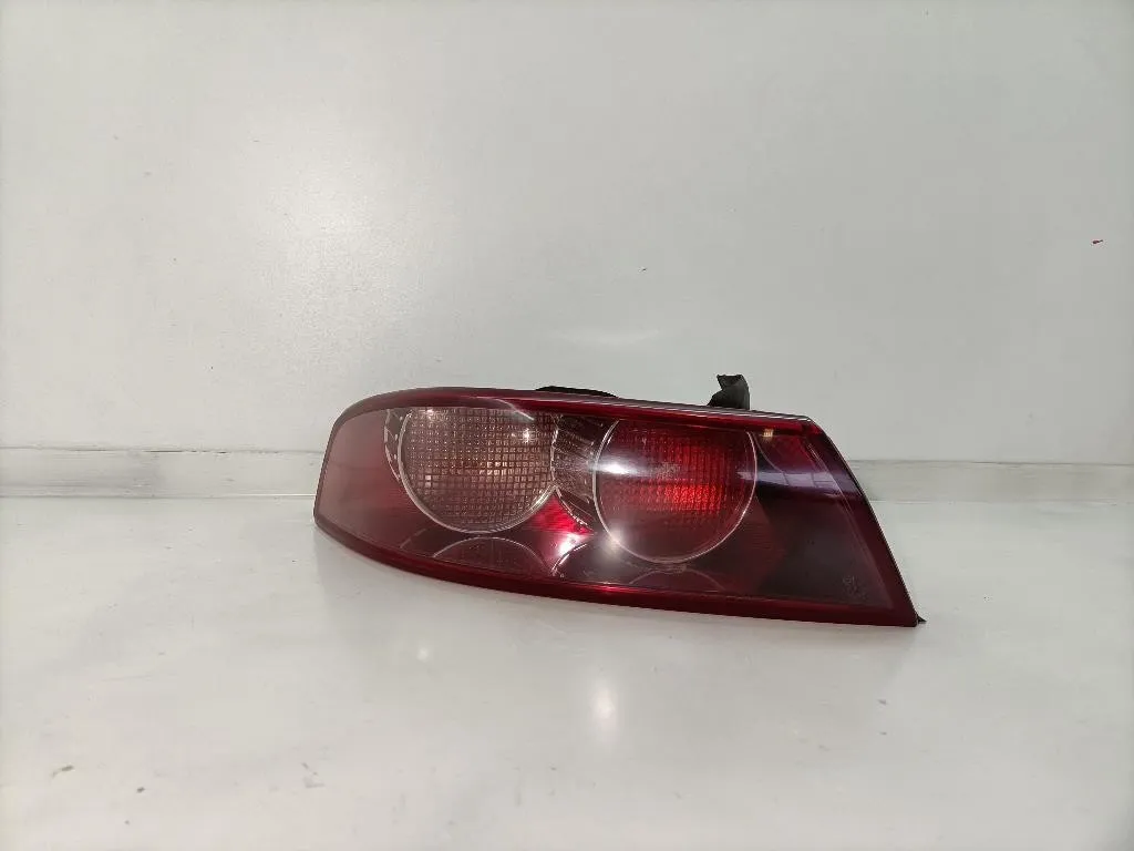 STOP FANALE POSTERIORE SINISTRO ALFA ROMEO 159 Berlina Serie (939_) 50504821 939A2000 (05>11)